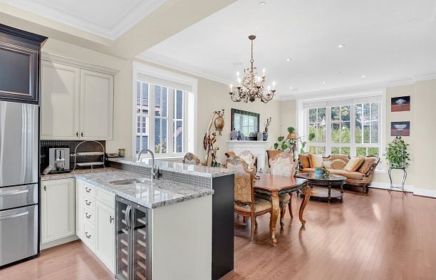 4038 W 33rd Avenue Dunbar