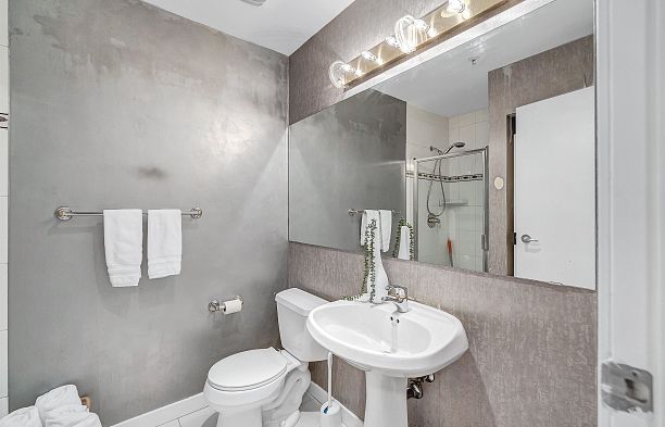 2507 1239 W Georgia Street Coal Harbour