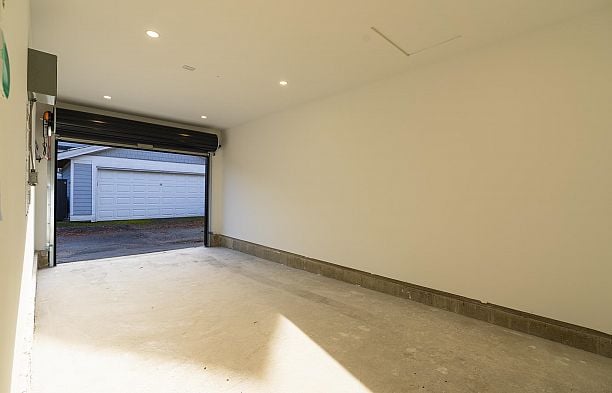 1 2764 W 14th Avenue Kitsilano