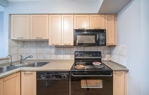 312 1503 West 65th Avenue S.W. Marine