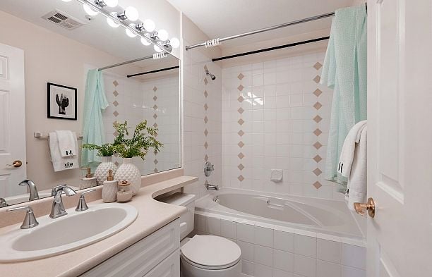 104 5835 Hampton Place University VW