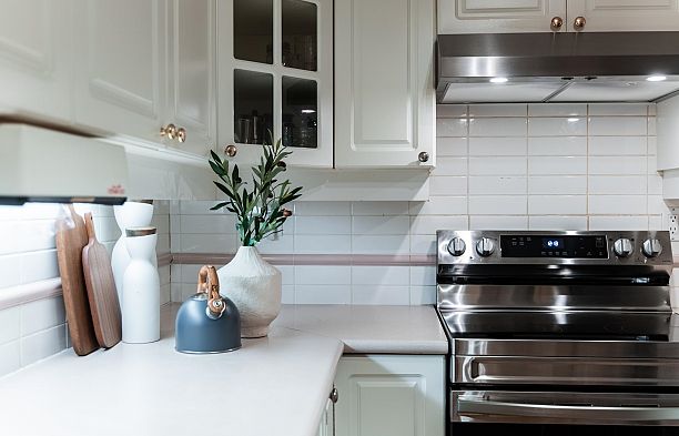 104 5835 Hampton Place University VW