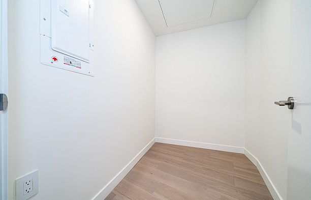 213 5212 Cambie Street Cambie