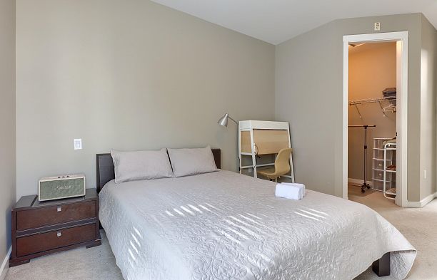 31 1863 Wesbrook Mall University VW