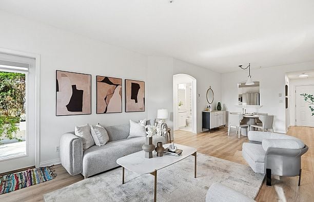 104 5835 Hampton Place University VW