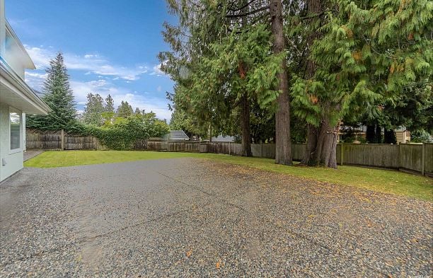 6633 Montgomery Street South Granville