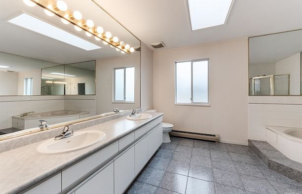 6633 Montgomery Street South Granville