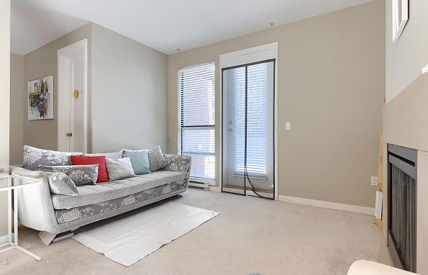 31 1863 Wesbrook Mall University VW