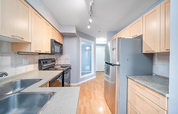 312 1503 West 65th Avenue S.W. Marine