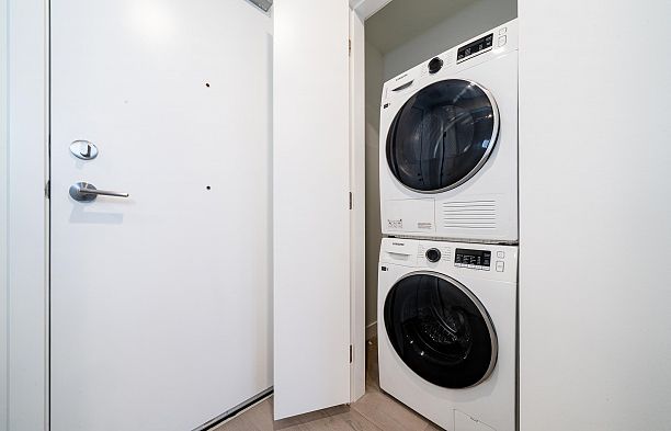 213 5212 Cambie Street Cambie