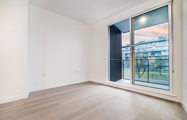 213 5212 Cambie Street Cambie