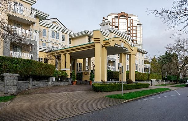 104 5835 Hampton Place University VW