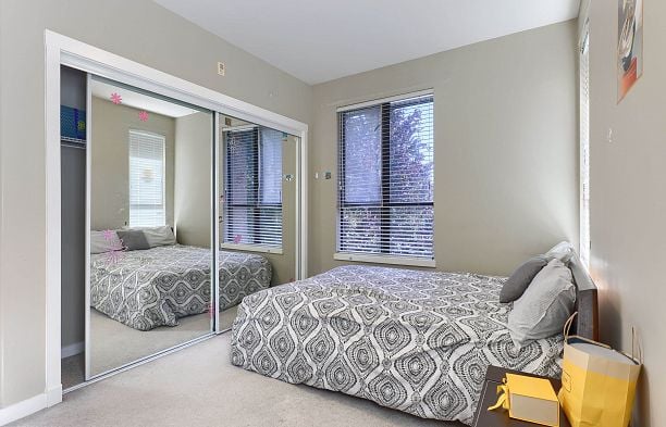 31 1863 Wesbrook Mall University VW