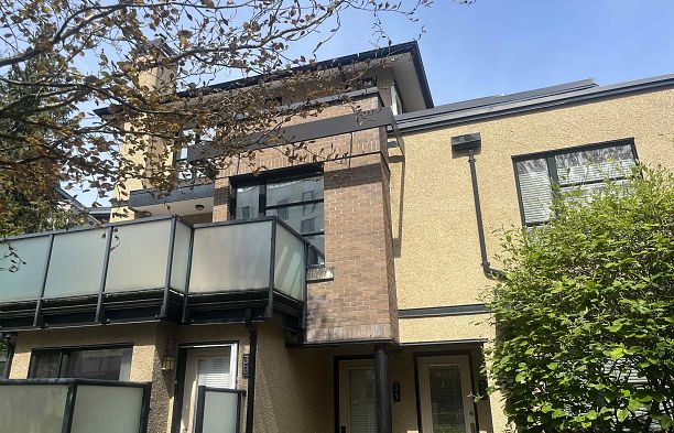 31 1863 Wesbrook Mall University VW