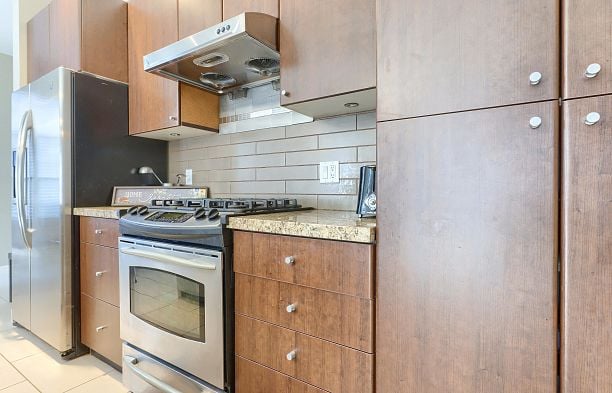 31 1863 Wesbrook Mall University VW