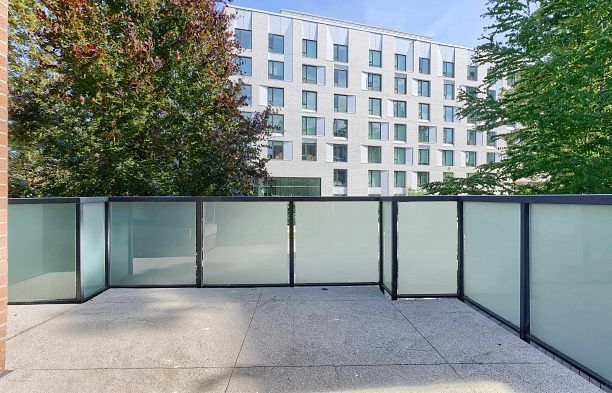 31 1863 Wesbrook Mall University VW