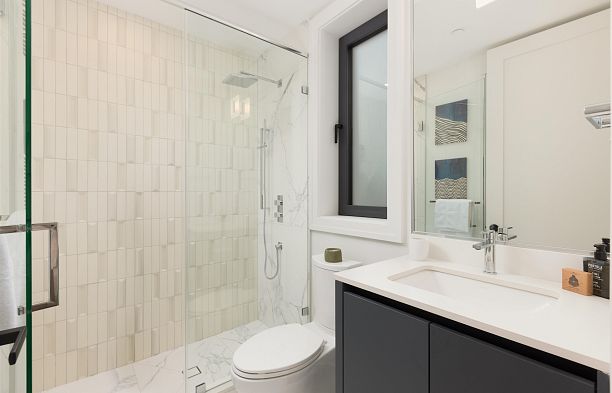 1 1177 W 33rd Avenue Shaughnessy