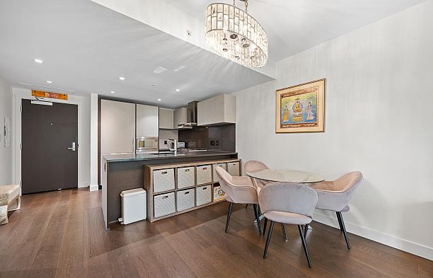 305 1571 W 57th Avenue South Granville