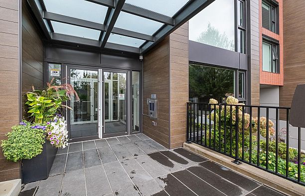 305 1571 W 57th Avenue South Granville