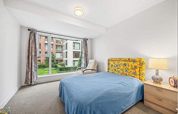 305 1571 W 57th Avenue South Granville