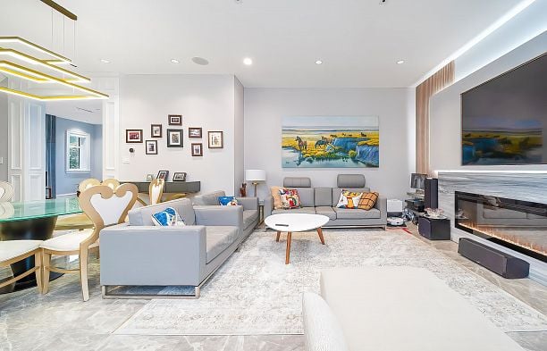 1 4085 W 41st Avenue Dunbar