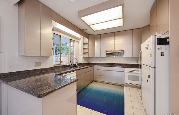 2908 W 30th Avenue MacKenzie Heights