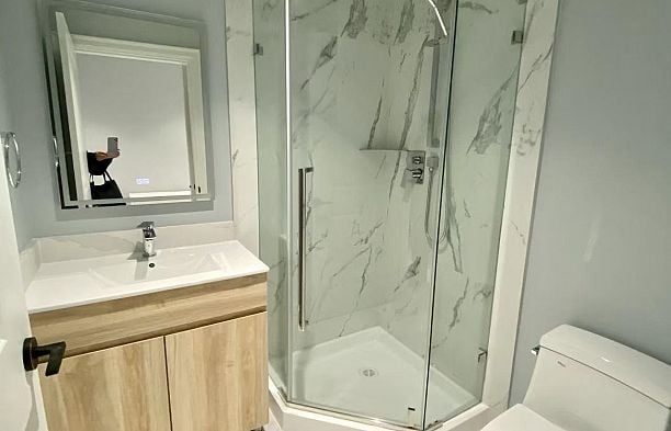 1 4085 W 41st Avenue Dunbar