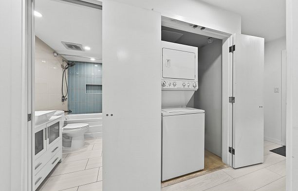 1202 188 Keefer Place Downtown VW