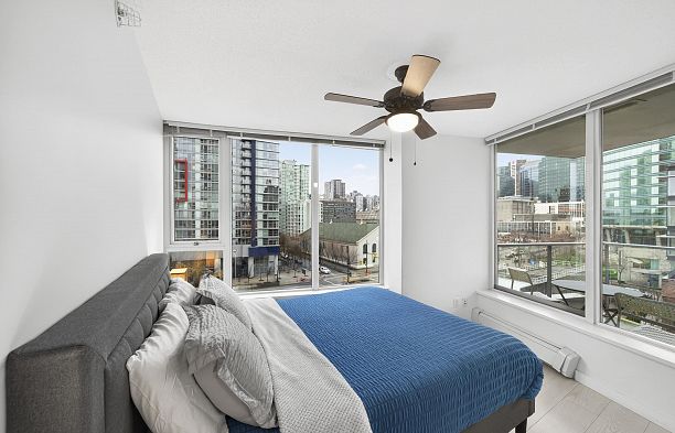 1202 188 Keefer Place Downtown VW