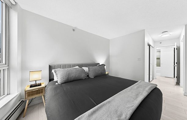 1202 188 Keefer Place Downtown VW