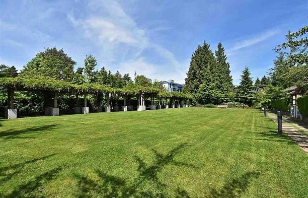 208 2280 Wesbrook Mall University VW