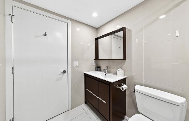 1202 188 Keefer Place Downtown VW