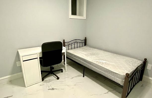 1 4085 W 41st Avenue Dunbar