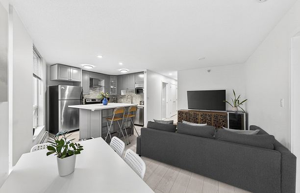 1202 188 Keefer Place Downtown VW