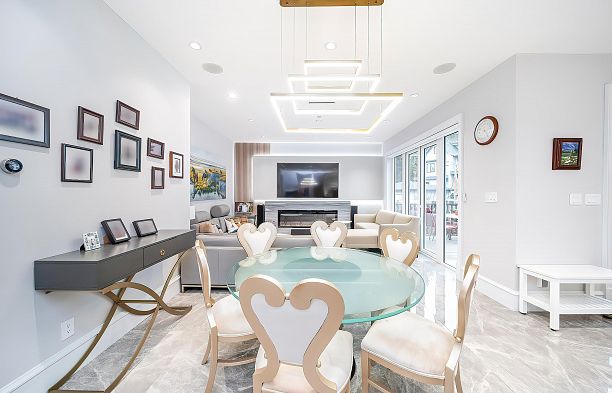 1 4085 W 41st Avenue Dunbar