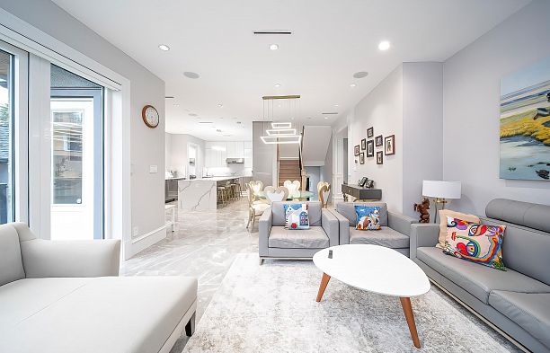 1 4085 W 41st Avenue Dunbar