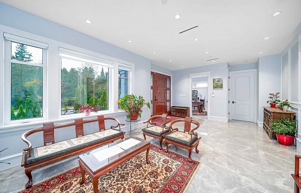 1 4085 W 41st Avenue Dunbar