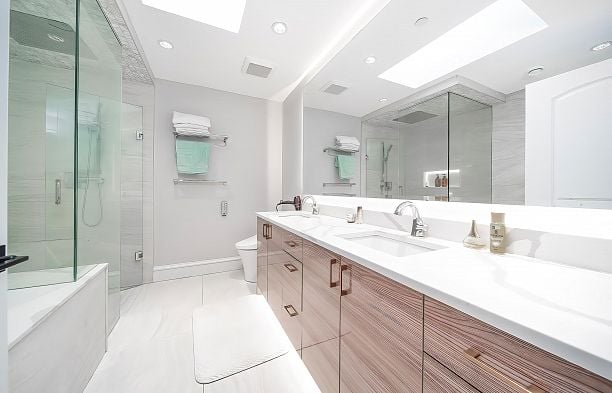 1 4085 W 41st Avenue Dunbar