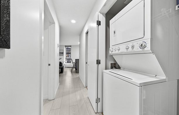 1202 188 Keefer Place Downtown VW