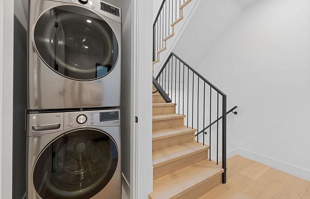 1 2846 W 12 Avenue Kitsilano