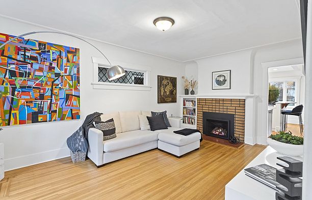 3716 W 30th Avenue Dunbar