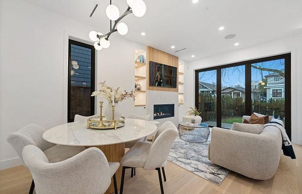 1 2846 W 12 Avenue Kitsilano