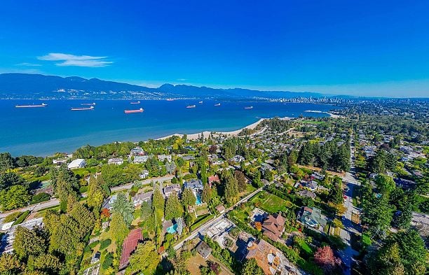 1512 Western Crescent University VW