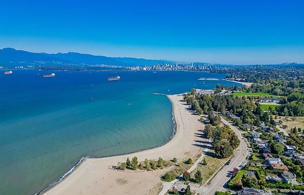 1512 Western Crescent University VW