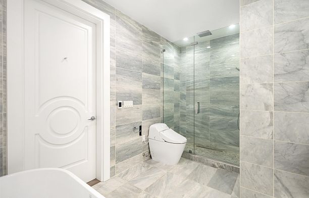 204 1009 Laurier Avenue Shaughnessy