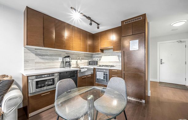 1602 535 Smithe Street Downtown VW