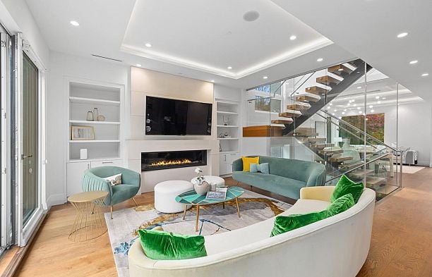 4291 W 29th Avenue Dunbar