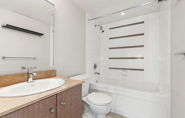 3403 909 MAINLAND STREET, Vancouver BC V6B 1T7 Yaletown