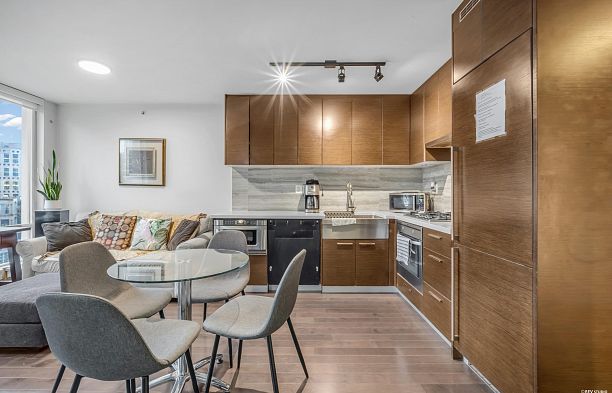 1602 535 Smithe Street Downtown VW