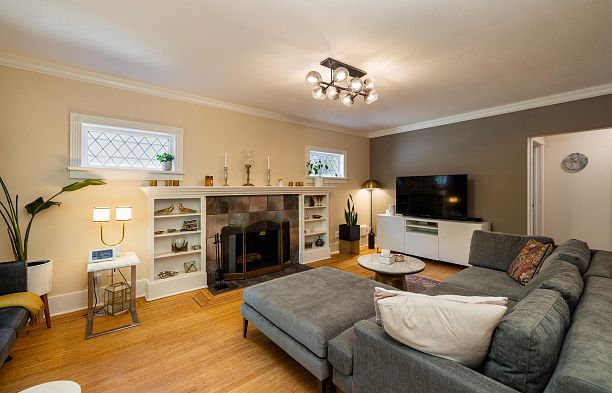 4343 11th Avenue Point Grey